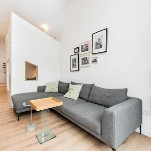 Apartment Stylish New Cube Loft Ii By Berlin-wall-apartments, Berlin