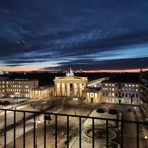 Nexliving Brandenburger Tor Berlin