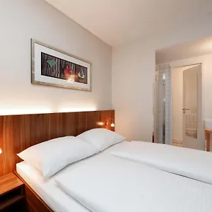 2* מלון Berlin-mitte